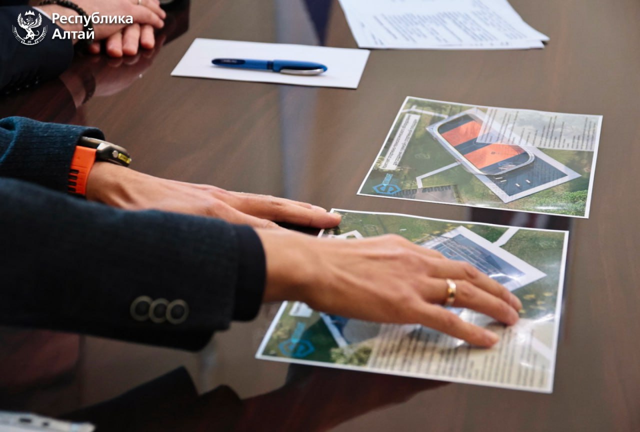 Глава Республики Алтай Андрей Турчак провел прием жителей региона по поручению Президента Глава Республики Алтай Андрей Турчак провел прием жителей региона по поручению Президента