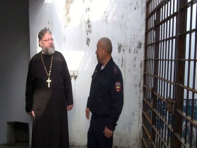 Представители Общественного совета при МВД по Республике Алтай и общественной наблюдательной комиссии проверили условия содержания граждан в ИВС Горно-Алтайска