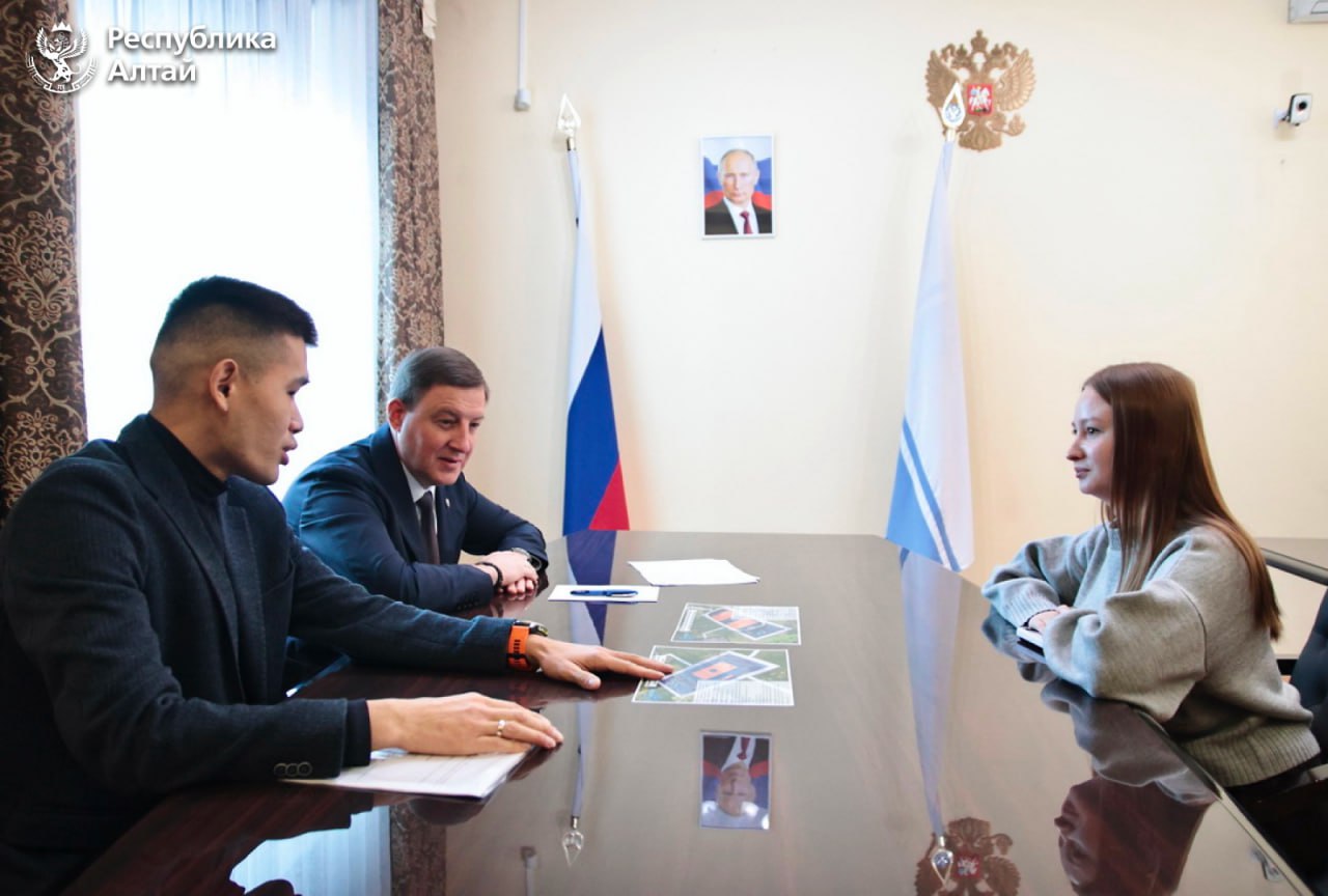 Глава Республики Алтай Андрей Турчак провел прием жителей региона по поручению Президента Глава Республики Алтай Андрей Турчак провел прием жителей региона по поручению Президента