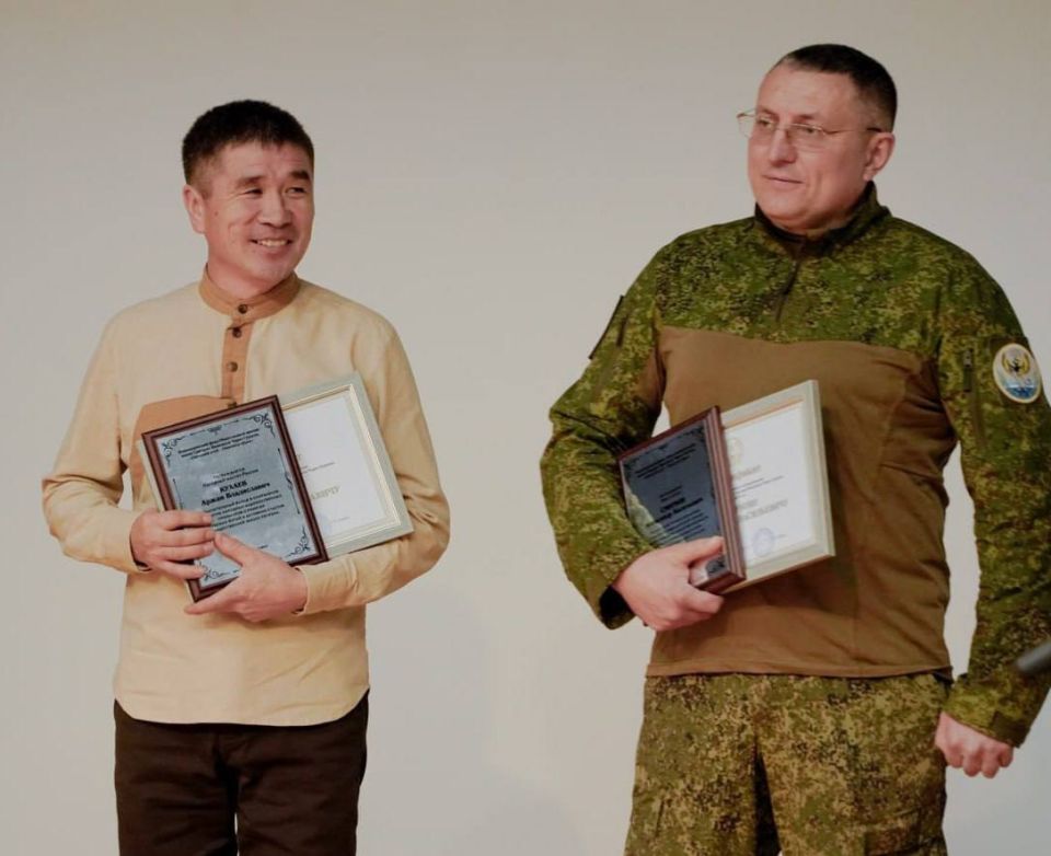 Хирург Ресбольницы, спасающий жизни на фронте, Александр Смирнов удостоен общественной премии имени Чорос-Гуркина