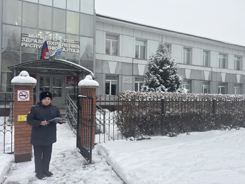 В Республике Алтай судебные приставы ГМУ ФССП России обеспечили гражданина инсулином