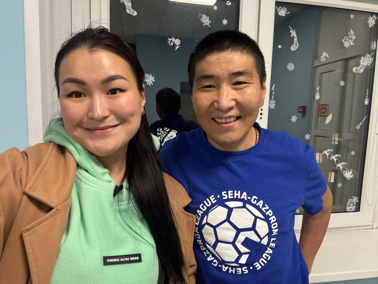 Представители волонтерского штаба и Постоянного представительства Республики Алтай посетили 11 земляков, проходящих лечение в госпиталях Москвы и Московской области Представители волонтерского штаба и Постоянного представительства Республики Алтай посетили 11 земляков, проходящих лечение в госпиталях Москвы и Московской области