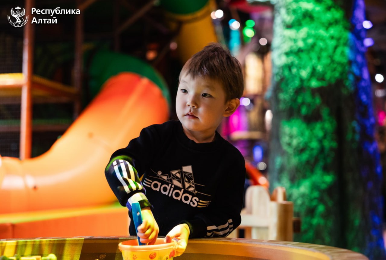 В декаду инвалидов курорт Сбера «Манжерок» организовал праздник для детей с ограниченными возможностями в досуговом центре «Лес чудес» В декаду инвалидов курорт Сбера «Манжерок» организовал праздник для детей с ограниченными возможностями в досуговом центре «Лес чудес»