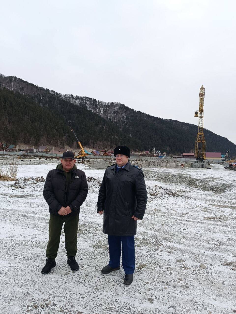 На контроле прокурора Чемальского района находится строительство объектов социальной и коммунальной инфраструктуры в Элекмонаре