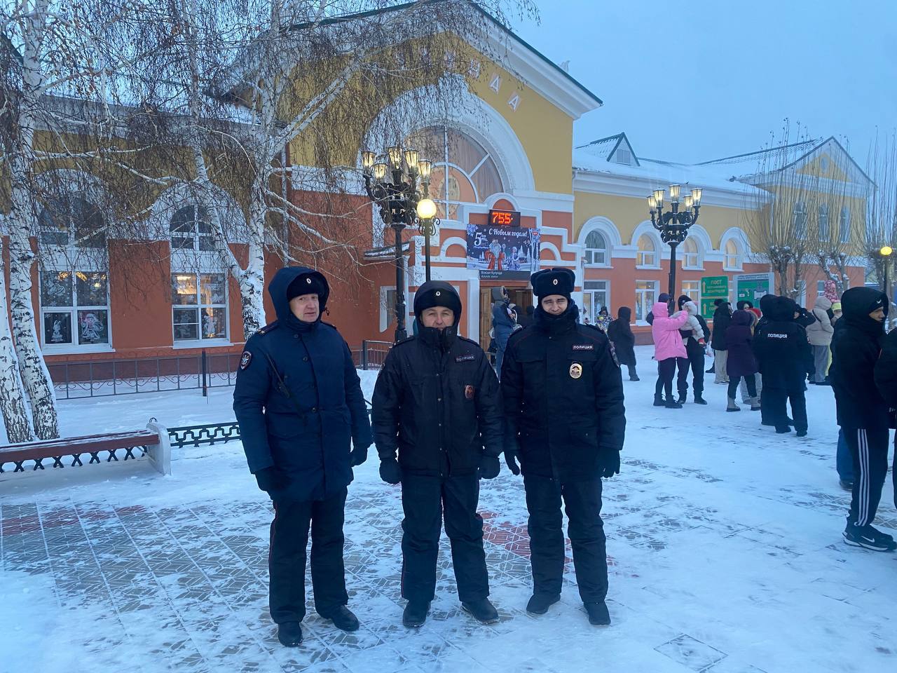 Главный новогодний волшебник посетил Алтайский край Главный новогодний волшебник посетил Алтайский край