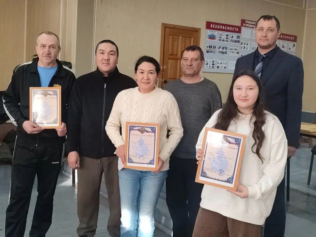 Благотворительный турнир по нардам в поддержку участников СВО прошел в Чемале, сообщила администрация района Благотворительный турнир по нардам в поддержку участников СВО прошел в Чемале, сообщила администрация района