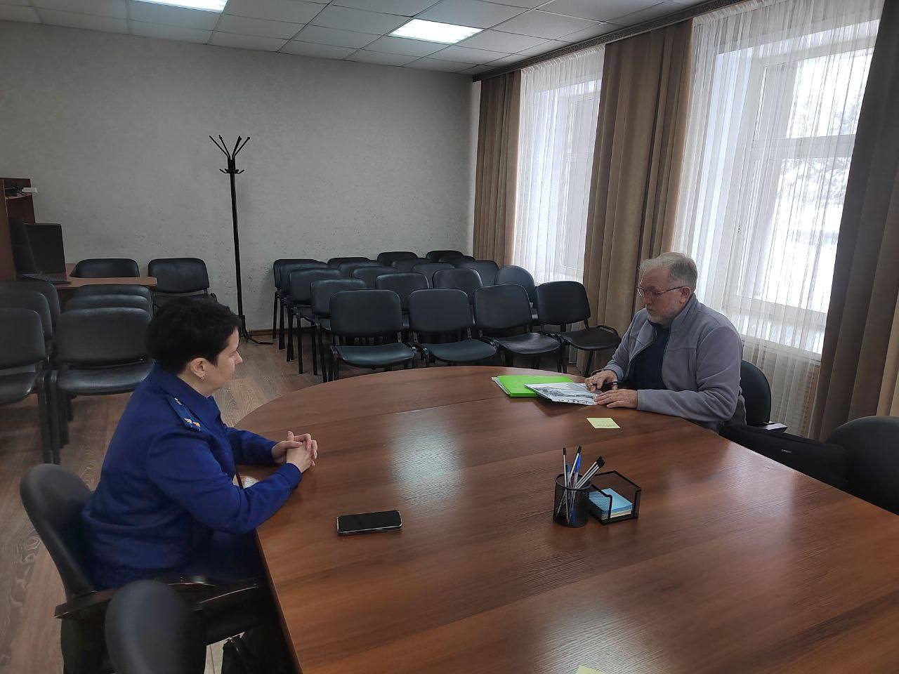 Горно-Алтайским межрайонным природоохранным прокурором проведен личный прием граждан в с. Чоя и в с. Паспаул района