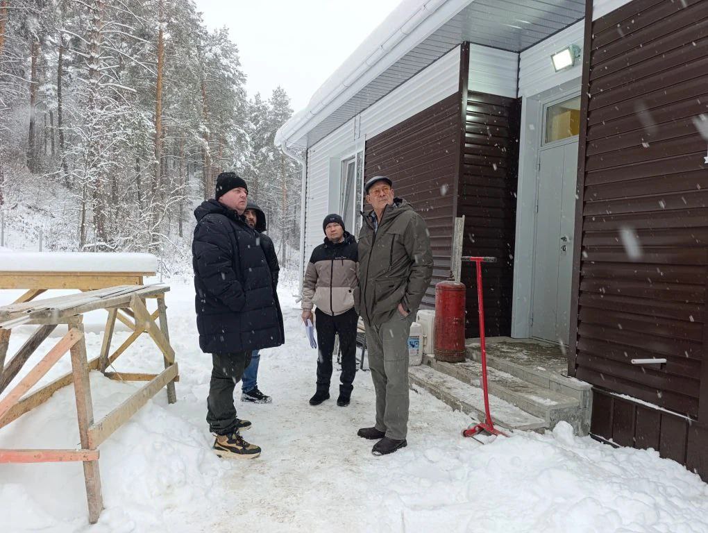 Строительство второго дома для учителей, стартовавшее в сентябре, завершается в Манжероке Строительство второго дома для учителей, стартовавшее в сентябре, завершается в Манжероке