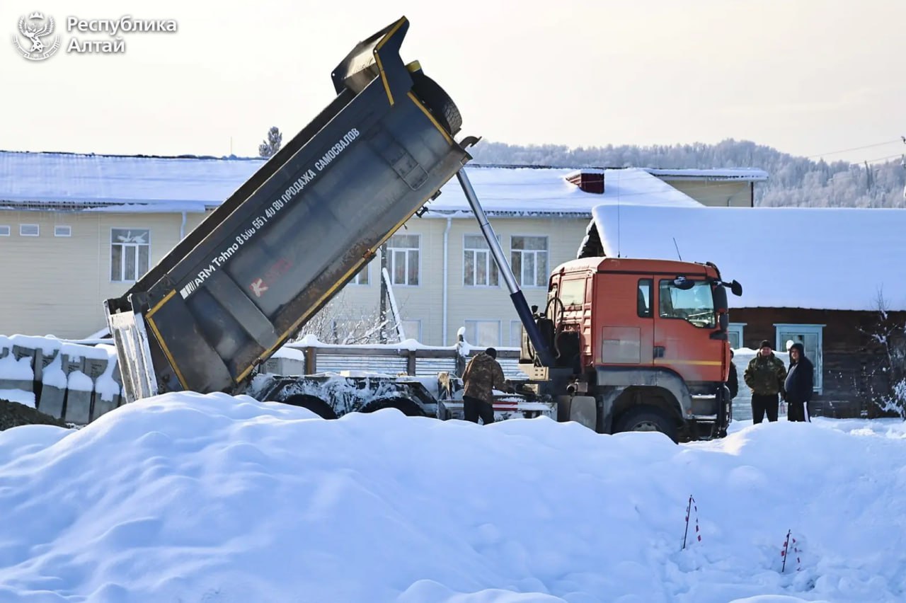 Глава Республики Алтай Андрей Турчак сегодня провел «День муниципалитета» в Чойском районе Глава Республики Алтай Андрей Турчак сегодня провел «День муниципалитета» в Чойском районе