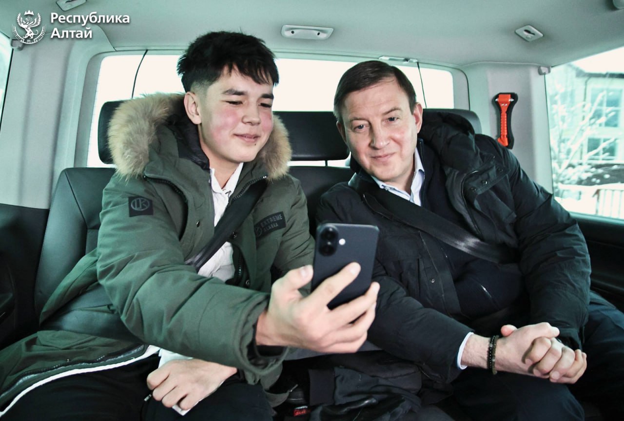 Глава Республики Алтай Андрей Турчак принял участие в конференции регионального отделения Движения Первых Глава Республики Алтай Андрей Турчак принял участие в конференции регионального отделения Движения Первых