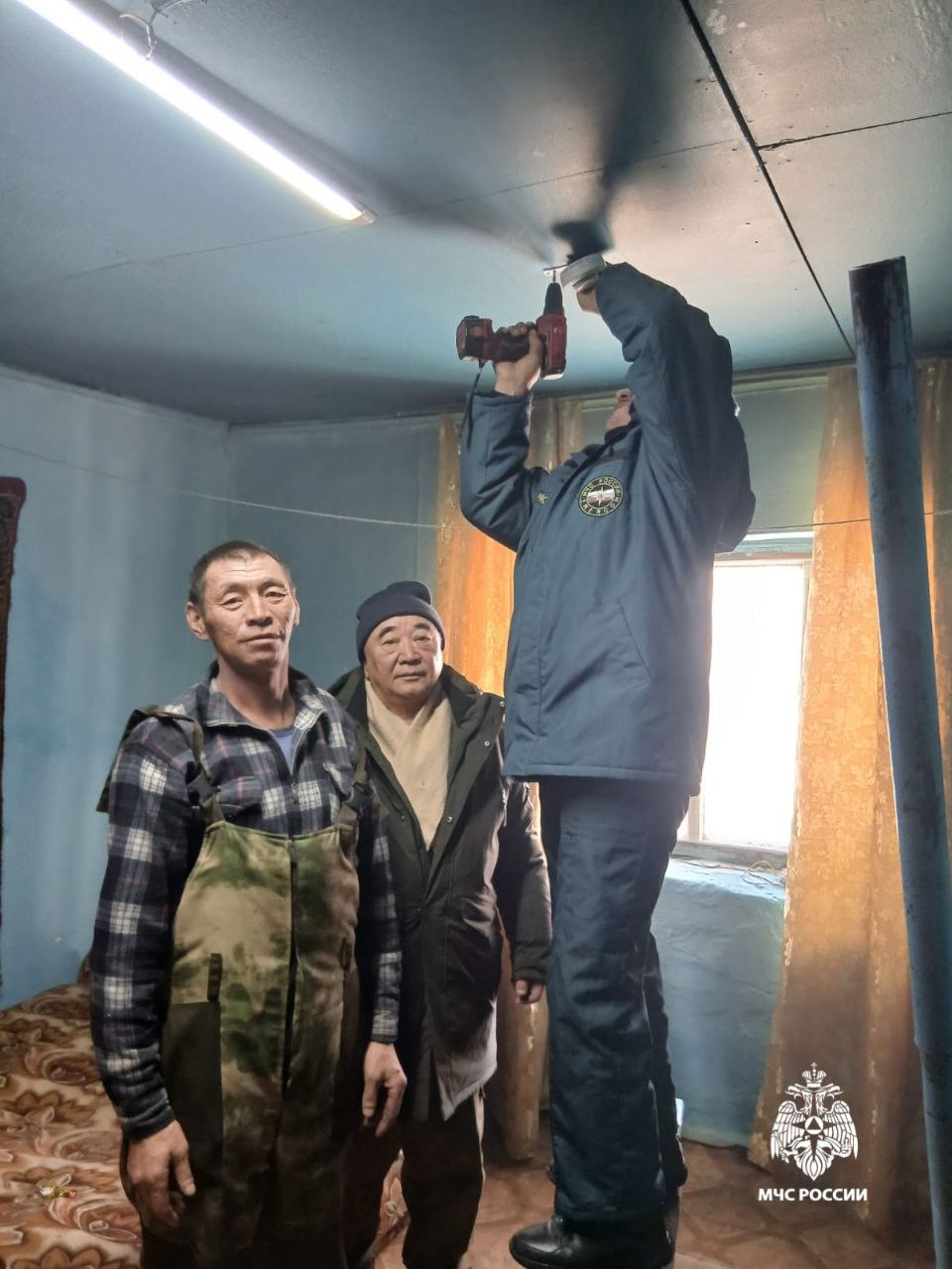 АДПИ - автономный дымовой пожарный извещатель АДПИ - автономный дымовой пожарный извещатель