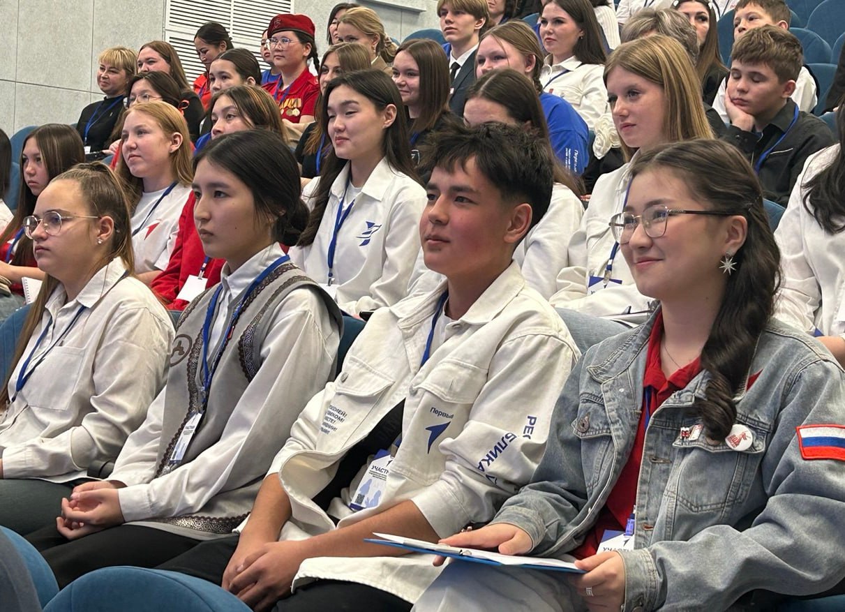 Спикер парламента поприветствовал делегатов конференции «Движения Первых» Спикер парламента поприветствовал делегатов конференции «Движения Первых»