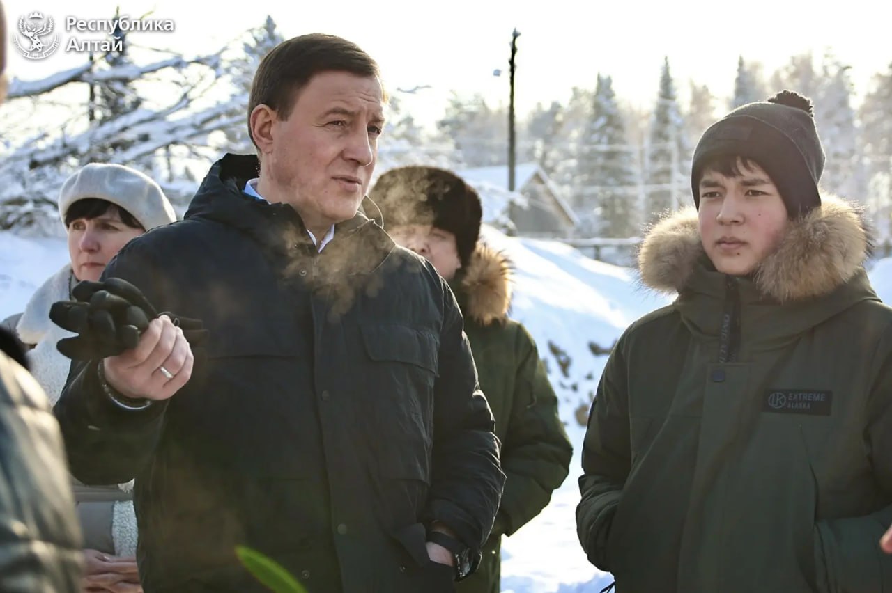 Глава Республики Алтай Андрей Турчак сегодня провел «День муниципалитета» в Чойском районе Глава Республики Алтай Андрей Турчак сегодня провел «День муниципалитета» в Чойском районе