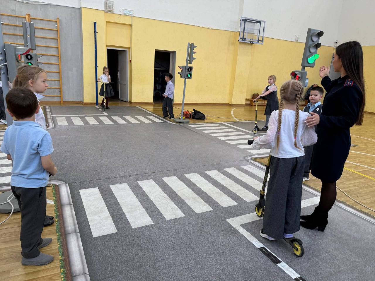 «Лаборатория безопасности» провела урок в Гимназии № 3 г. Горно-Алтайска «Лаборатория безопасности» провела урок в Гимназии № 3 г. Горно-Алтайска