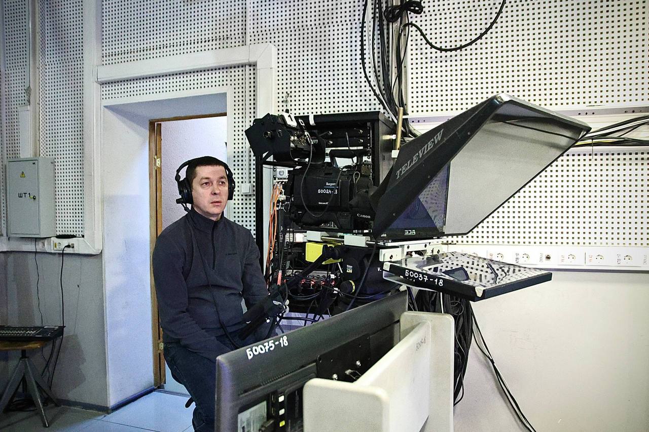 Глава Республики Алтай Андрей Турчак провёл сегодня очередную Прямую линию Глава Республики Алтай Андрей Турчак провёл сегодня очередную Прямую линию