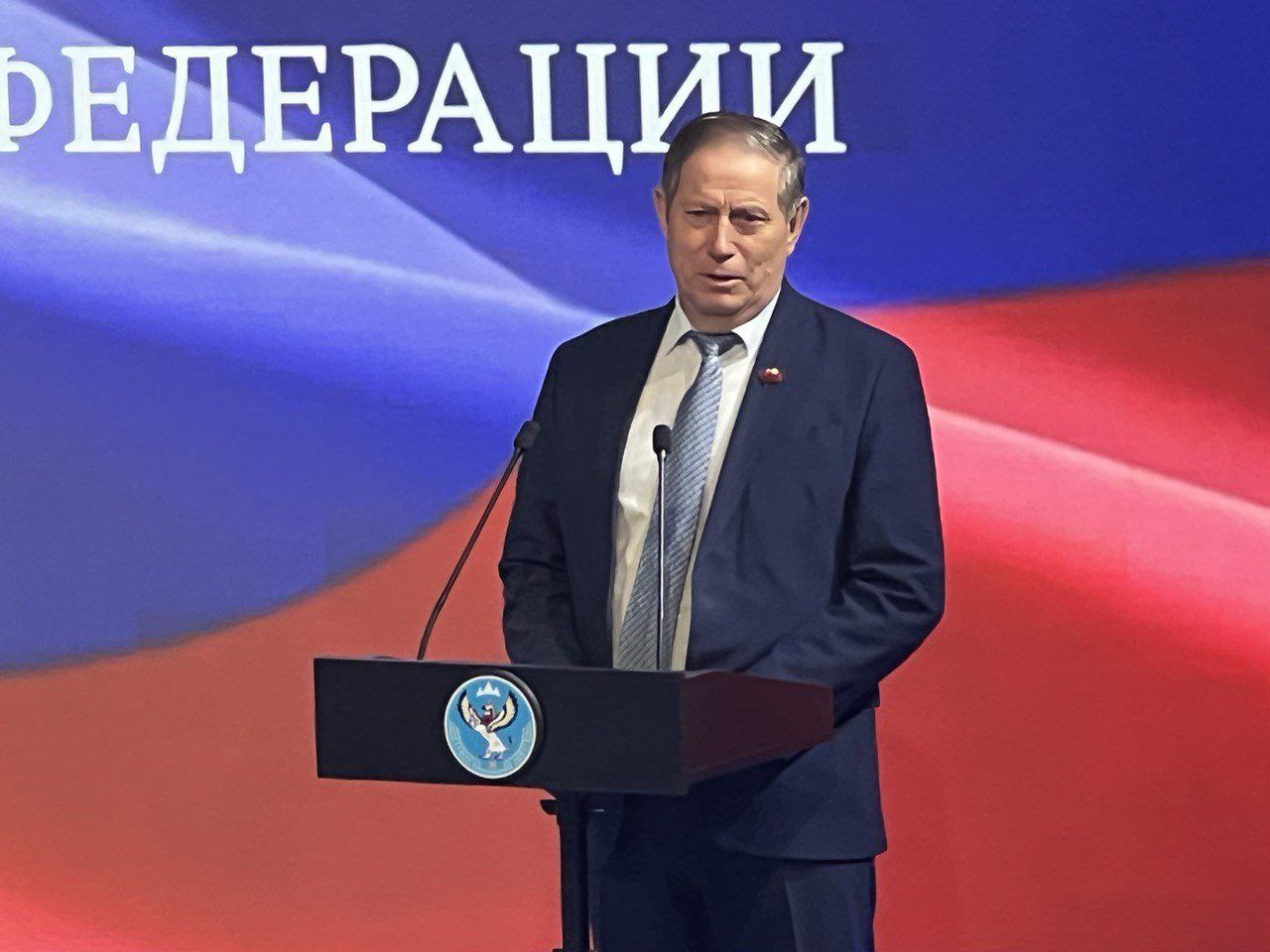 Накануне важного и значимого праздника — Дня Конституции РФ в республиканском музее состоялись открытие Национального центра «Алтай» и церемония вручения государственных наград Накануне важного и значимого праздника — Дня Конституции РФ в республиканском музее состоялись открытие Национального центра «Алтай» и церемония вручения государственных наград