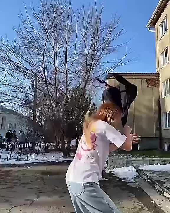 Недавно вышел хороший короткометражный фильм «Услышь меня»