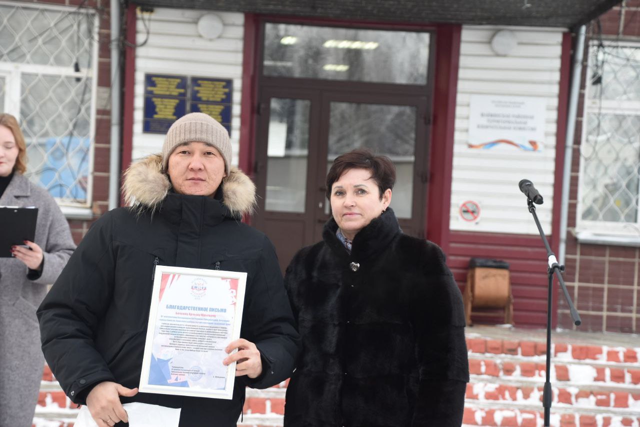 Ольга Сафронова: Шесть фур с гуманитарной помощью для наших бойцов отправляются сегодня в путь Ольга Сафронова: Шесть фур с гуманитарной помощью для наших бойцов отправляются сегодня в путь