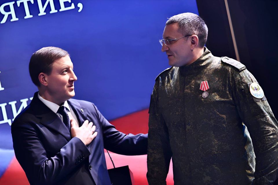 Андрей Турчак: Сегодня наша страна отмечает День Конституции