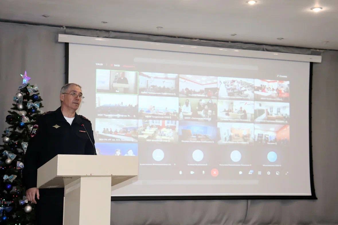 Накануне состоялось Региональное родительское собрание Республики Алтай «Безопасность детей в каникулярное время» Накануне состоялось Региональное родительское собрание Республики Алтай «Безопасность детей в каникулярное время»