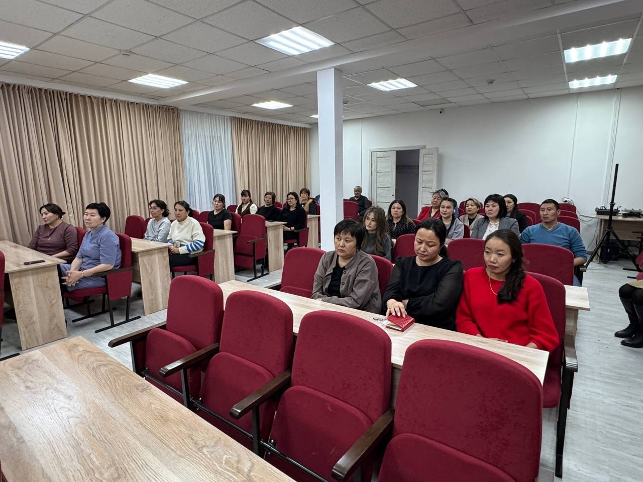 Прокуроры Усть-Канского и Кош-Агачского районов провели мероприятия, посвященные Дню борьбы с коррупцией Прокуроры Усть-Канского и Кош-Агачского районов провели мероприятия, посвященные Дню борьбы с коррупцией