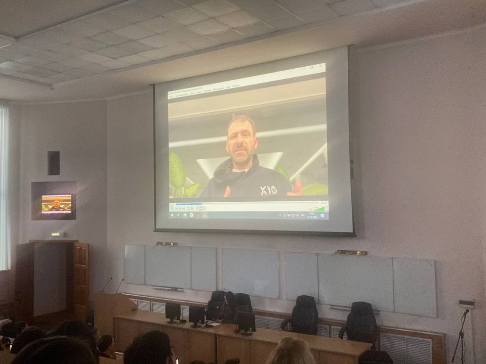 � �����-��������� ��������������� ������������ ������ �������, ����������� ���������� ���������, � ������ ������� ������������� ����������� ����� ��������