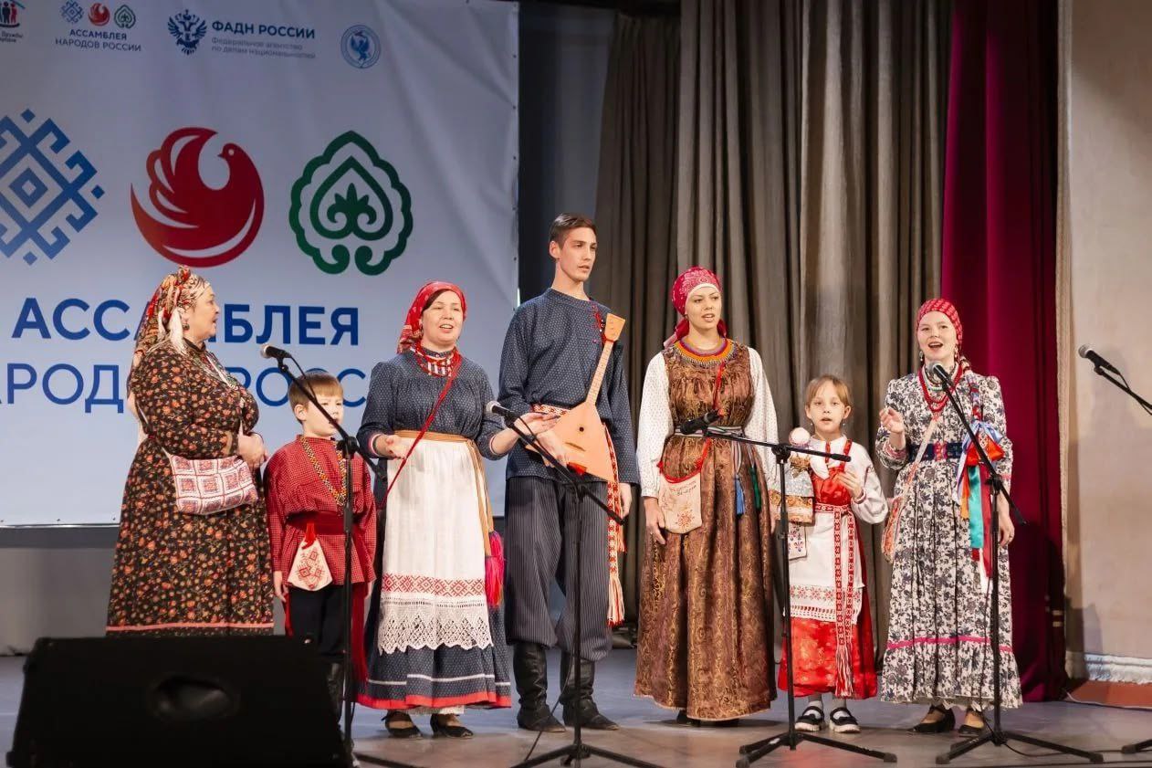 В республике прошел Х региональный фестиваль «В дружбе народов – единство России!» В республике прошел Х региональный фестиваль «В дружбе народов – единство России!»