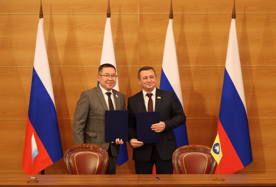 Соглашение о межпарламентском сотрудничестве между Государственным Собранием – Эл Курултай Республики Алтай и Народным Хуралом Республики Калмыкия подписали в рамках заседания Совета законодателей РФ в Москве