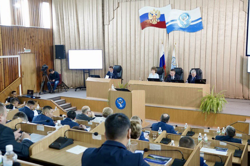 Сегодня на сессии Госсобрания – Эл Курултай утвердили республиканский бюджет на 2026–2028 годы Сегодня на сессии Госсобрания – Эл Курултай утвердили республиканский бюджет на 2026–2028 годы