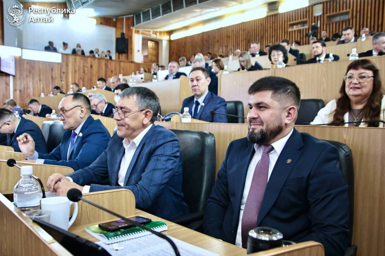 Глава Республики Алтай Андрей Турчак принял участие в очередной сессии Госсобрания – Эл Курултай РА Глава Республики Алтай Андрей Турчак принял участие в очередной сессии Госсобрания – Эл Курултай РА