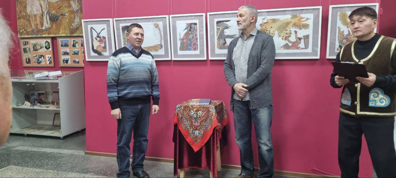 Выставка одной книги.. Сегодня, 18 декабря в Горно-Алтайской детской художественной школе им. В.Н. Костина открылась выставка иллюстраций к книге П. Ершова "Конек-Горбунок" заслуженного художника Республики Алтай Алексея... Выставка одной книги.. Сегодня, 18 декабря в Горно-Алтайской детской художественной школе им. В.Н. Костина открылась выставка иллюстраций к книге П. Ершова "Конек-Горбунок" заслуженного художника Республики Алтай Алексея...