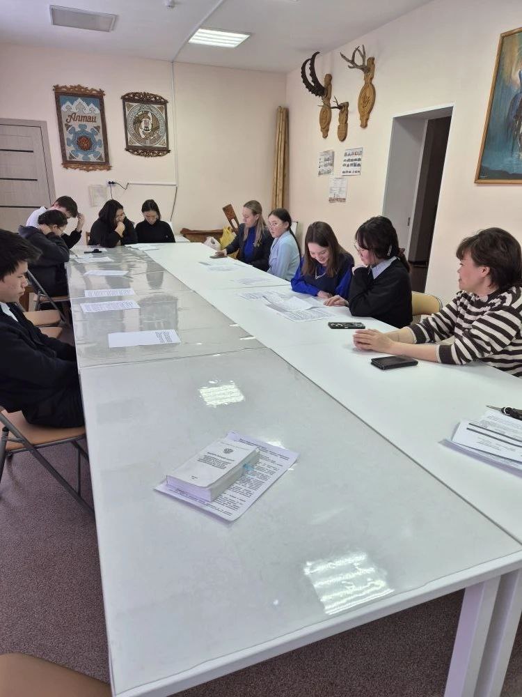 В территориальных и участковых избирательных комиссиях Республики Алтай подвели итоги деятельности за 2025 год по повышению правовой культуры молодых и будущих избирателей В территориальных и участковых избирательных комиссиях Республики Алтай подвели итоги деятельности за 2025 год по повышению правовой культуры молодых и будущих избирателей