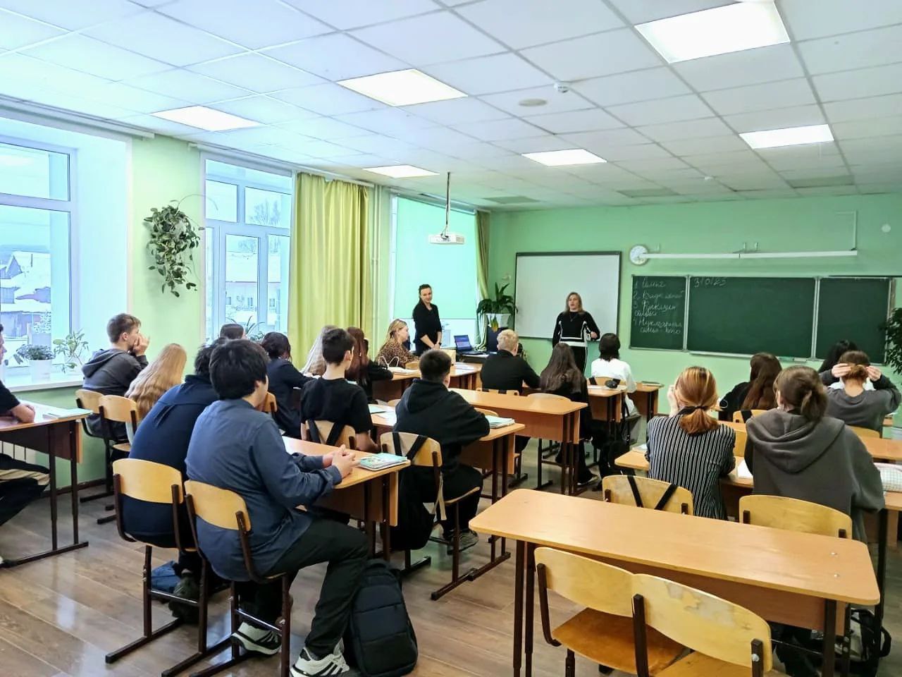 В территориальных и участковых избирательных комиссиях Республики Алтай подвели итоги деятельности за 2025 год по повышению правовой культуры молодых и будущих избирателей В территориальных и участковых избирательных комиссиях Республики Алтай подвели итоги деятельности за 2025 год по повышению правовой культуры молодых и будущих избирателей