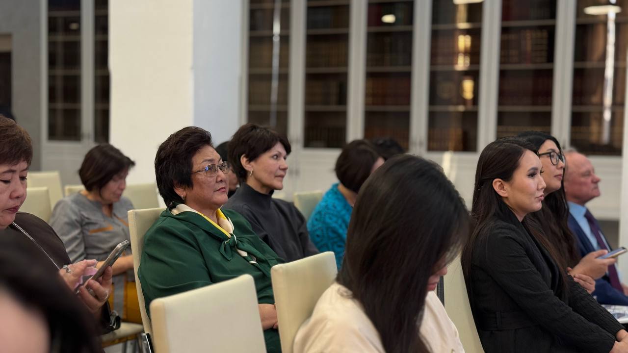 Мэр Горно-Алтайска Ольга Сафронова подвела итоги года и ответила на острые вопросы горожан Мэр Горно-Алтайска Ольга Сафронова подвела итоги года и ответила на острые вопросы горожан