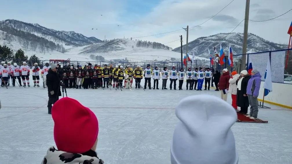 в Шебалинском районе идет Межрегиональный турнир по хоккею с шайбой, посвященный памяти кавалера Ордена Мужества, лейтенанта Золотухина Н.В в Шебалинском районе идет Межрегиональный турнир по хоккею с шайбой, посвященный памяти кавалера Ордена Мужества, лейтенанта Золотухина Н.В