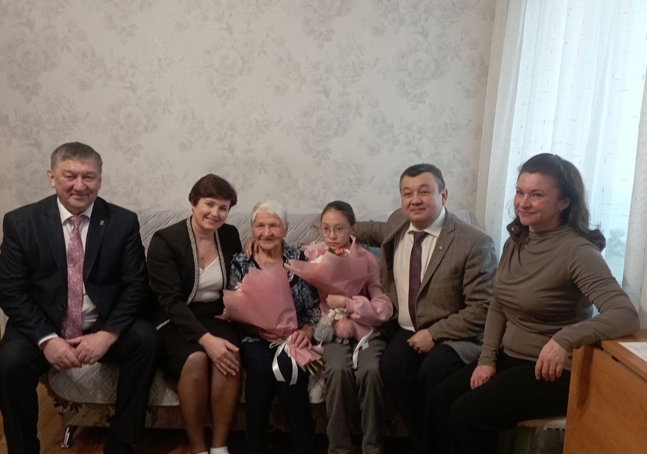 Ветеран Великой Отечественной Войны Галина Степановна Чудаева празднует 102-й День рождения! Ветеран Великой Отечественной Войны Галина Степановна Чудаева празднует 102-й День рождения!