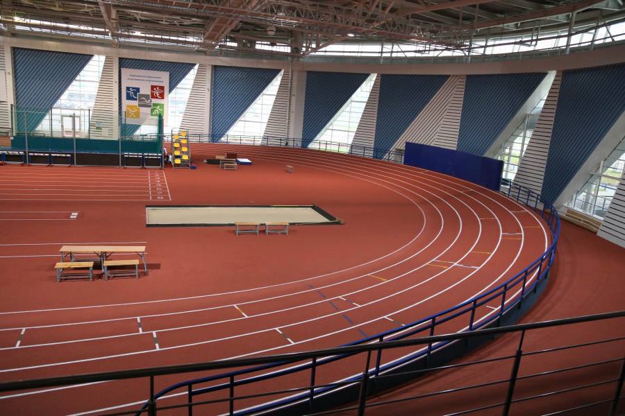 Председатель правительства Республики Алтай Александр Прокопьев отреагировал на обращение группы родителей о строительстве легкоатлетического манежа Председатель правительства Республики Алтай Александр Прокопьев отреагировал на обращение группы родителей о строительстве легкоатлетического манежа