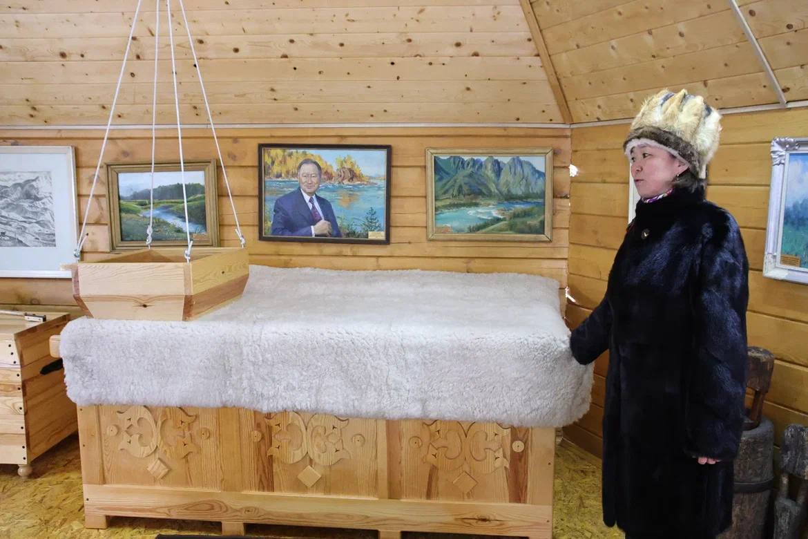 В Верх-Апшуяхте посетили мемориальный музей имени Валерия Ивановича Чаптынова – первого Главы Республики Алтай, нашего выдающегося земляка В Верх-Апшуяхте посетили мемориальный музей имени Валерия Ивановича Чаптынова – первого Главы Республики Алтай, нашего выдающегося земляка