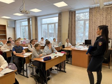 � ������ ������������ �������� �������-������������� ����������� �������� � 3 �. �����-�������� �������� ��������� �����