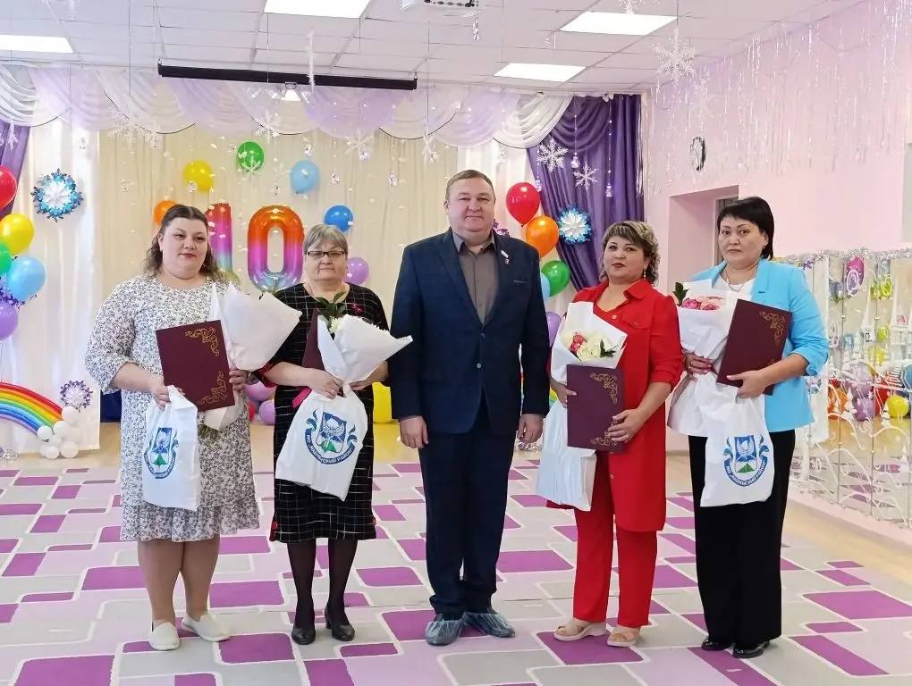 Детскому саду «Радуга» в Майме исполнилось 10 лет Детскому саду «Радуга» в Майме исполнилось 10 лет