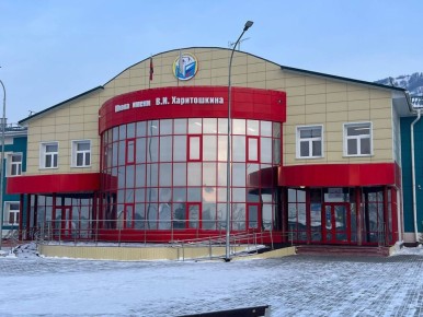 Школа в Усть-Коксе – самая большая в районе