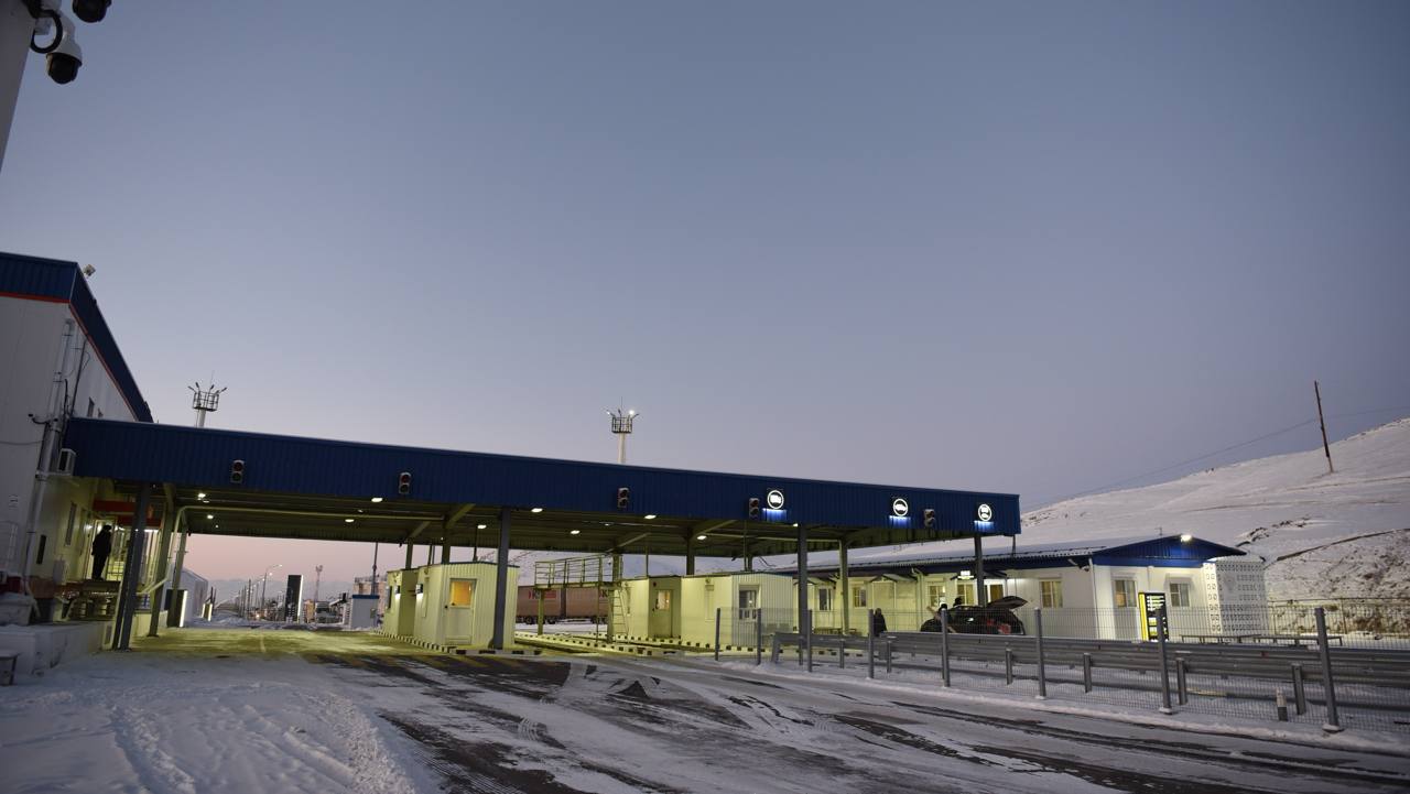 Друзья, запускаем новую рубрику #граница_в_деталях, в рамках которой покажем вам инфраструктуру пунктов пропуска через государственную границу и расскажем об особенностях регионов, где они расположены Друзья, запускаем новую рубрику #граница_в_деталях, в рамках которой покажем вам инфраструктуру пунктов пропуска через государственную границу и расскажем об особенностях регионов, где они расположены