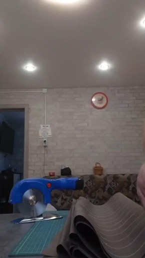 Специальный электронож для резки лент для маскировочных сетей приобрели для мастериц в Чемальском районе