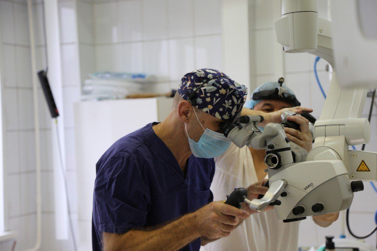 В Республиканской больнице ведёт работу врач-отохирург, кандидат медицинских наук Олег Геннадьевич Наумов В Республиканской больнице ведёт работу врач-отохирург, кандидат медицинских наук Олег Геннадьевич Наумов