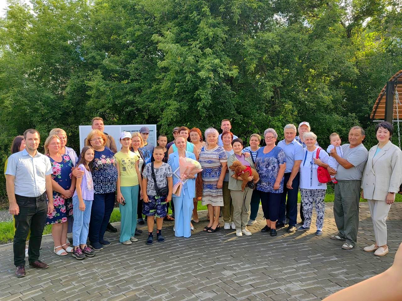 Ольга Сафронова: Набережные рек Майма и Каяс, Тропа здоровья на горе Комсомольской, Студенческий сквер, въезд в Горно-Алтайск, Сквер связистов, родник «Ырысту и Аленушка», Сквер камней, Сквер имени В.П. Чкалова, детские... Ольга Сафронова: Набережные рек Майма и Каяс, Тропа здоровья на горе Комсомольской, Студенческий сквер, въезд в Горно-Алтайск, Сквер связистов, родник «Ырысту и Аленушка», Сквер камней, Сквер имени В.П. Чкалова, детские...