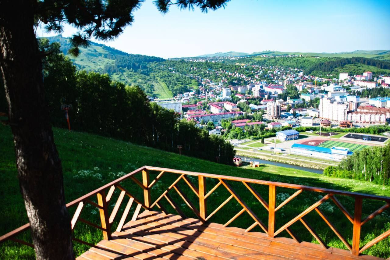 Ольга Сафронова: Набережные рек Майма и Каяс, Тропа здоровья на горе Комсомольской, Студенческий сквер, въезд в Горно-Алтайск, Сквер связистов, родник «Ырысту и Аленушка», Сквер камней, Сквер имени В.П. Чкалова, детские... Ольга Сафронова: Набережные рек Майма и Каяс, Тропа здоровья на горе Комсомольской, Студенческий сквер, въезд в Горно-Алтайск, Сквер связистов, родник «Ырысту и Аленушка», Сквер камней, Сквер имени В.П. Чкалова, детские...