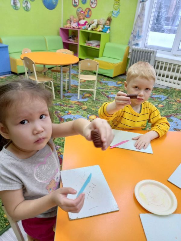 Детсадовцы Республики Алтай вылепили «Блокадный хлеб» в память о подвиге ленинградцев