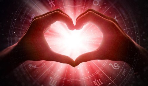 Только четыре знака зодиака найдут настоящую любовь в праздничный сезон