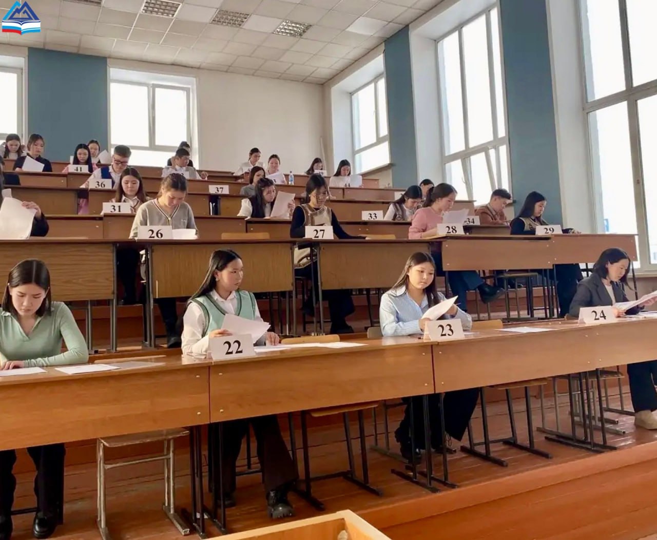 Олимпиада по алтайскому языку прошла у нас в республике, ее участниками стали 65 учеников 9, 10 и 11 классов – победители школьных и районных этапов