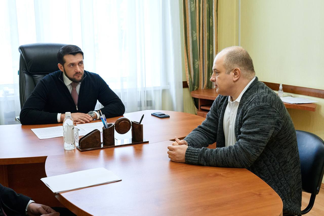 Александр Прокопьев: На традиционном личном приеме граждан рассмотрел ряд обращений